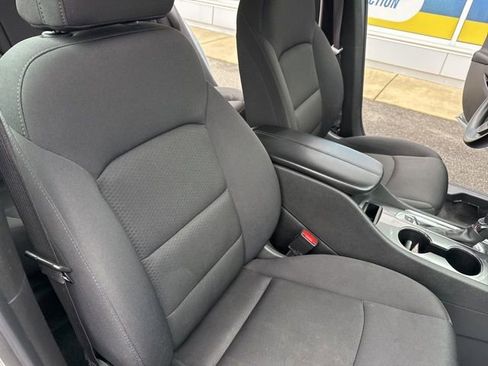 Used 2024 Chevrolet Malibu LT image 27