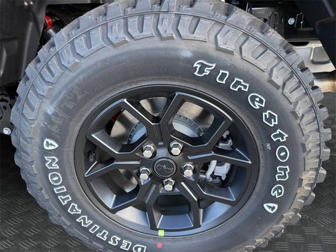 New 2025 Jeep Gladiator Sport image 20