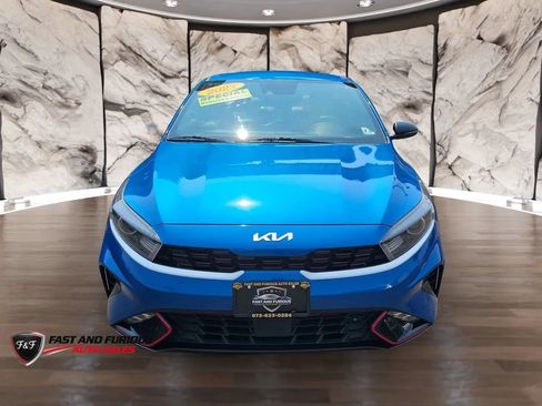 Used 2023 Kia Forte GT-Line w/ GT-Line Technology Package FWD image 3