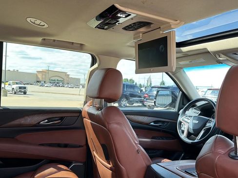 Used 2016 Cadillac Escalade Premium AWD/4WD image 61