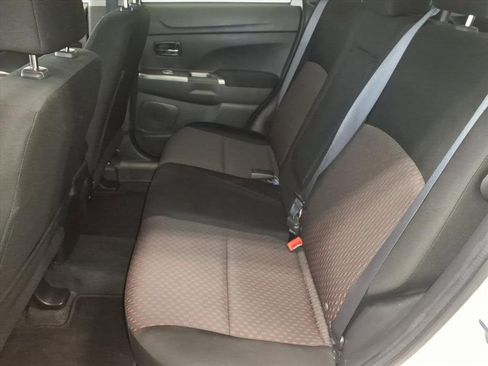 Used 2019 Mitsubishi Outlander Sport ES image 18