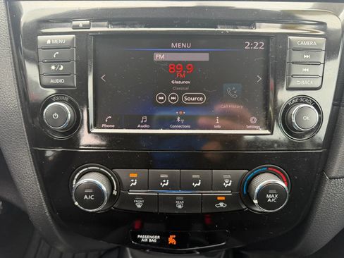 Used 2020 Nissan Rogue S AWD/4WD image 13