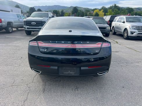 Used 2014 Lincoln MKZ FWD image 8