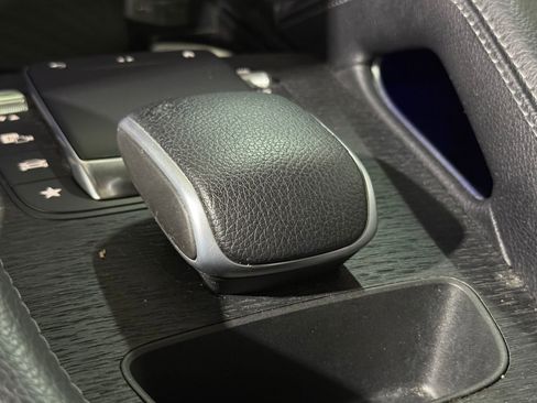 Used 2023 Mercedes-Benz GLE 350 4MATIC image 33