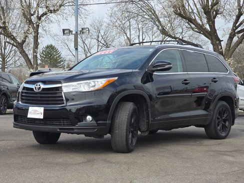 Used 2016 Toyota Highlander XLE image 10