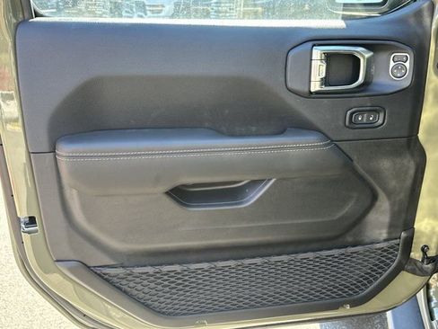 New 2025 Jeep Wrangler Unlimited Rubicon 392 image 10