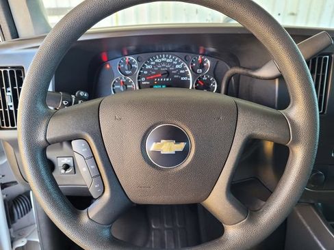 Used 2025 Chevrolet Express 2500 w/ Driver Convenience Package RWD image 24