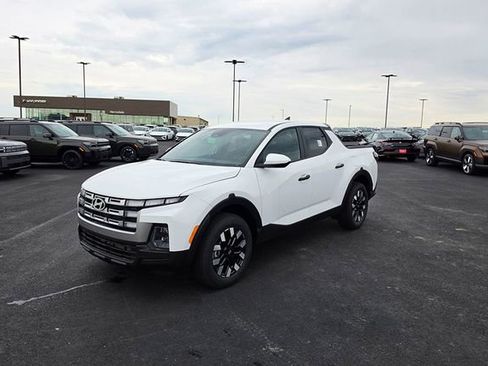 New 2026 Hyundai Santa Cruz SE AWD/4WD image 3