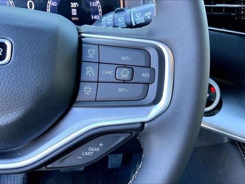 New 2026 Jeep Grand Wagoneer Limited w/ Premium Group II image 44