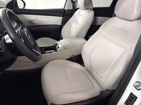 Used 2025 Hyundai Tucson SEL FWD image 13
