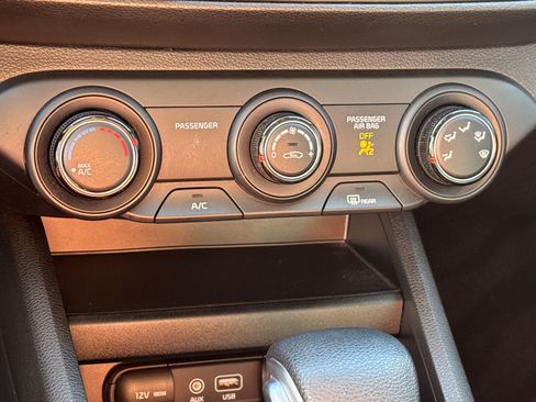 Used 2020 Kia Forte LXS image 35