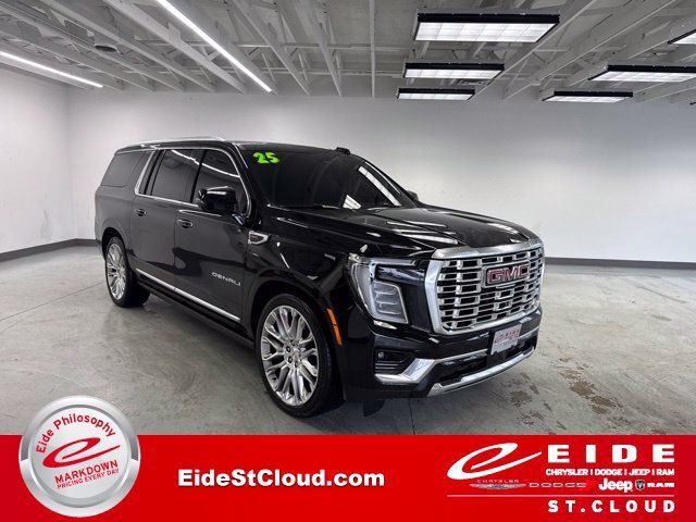 Used 2025 GMC Yukon XL Denali w/ Denali Reserve Package AWD/4WD image 1