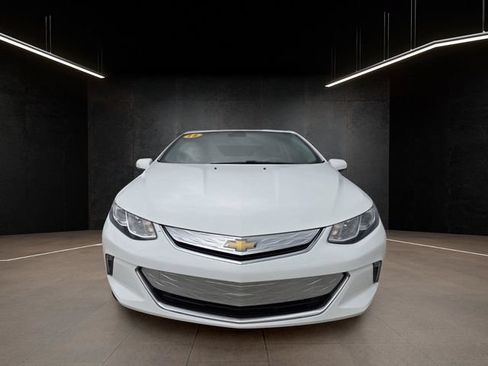 Used 2018 Chevrolet Volt LT w/ LT Driver Confidence Package FWD image 2