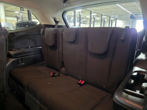 Used 2021 Subaru Ascent Premium w/ Convenience Package image 14