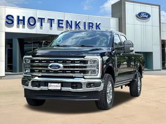 Used 2023 Ford F250 Lariat w/ Lariat Ultimate Package AWD/4WD video 3