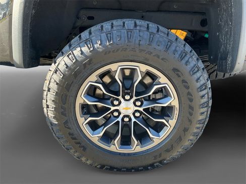 Used 2022 Chevrolet Colorado ZR2 image 8