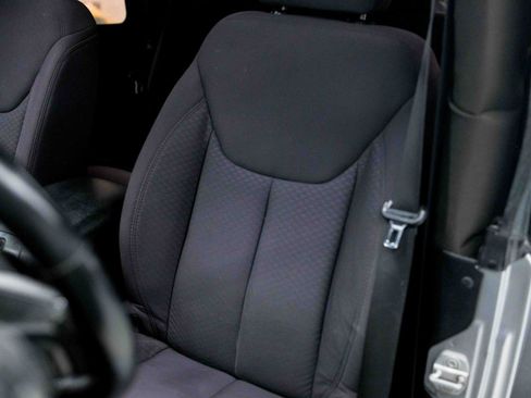 Used 2013 Jeep Wrangler Sport AWD/4WD image 55