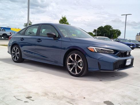 New 2026 Honda Civic Sport Touring image 6