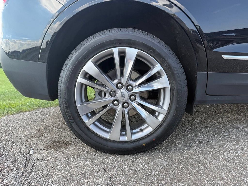 Certified 2024 Cadillac XT5 Premium Luxury AWD/4WD image 16