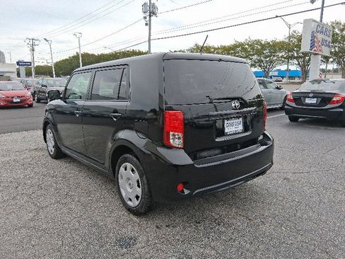Used 2013 Scion xB image 6