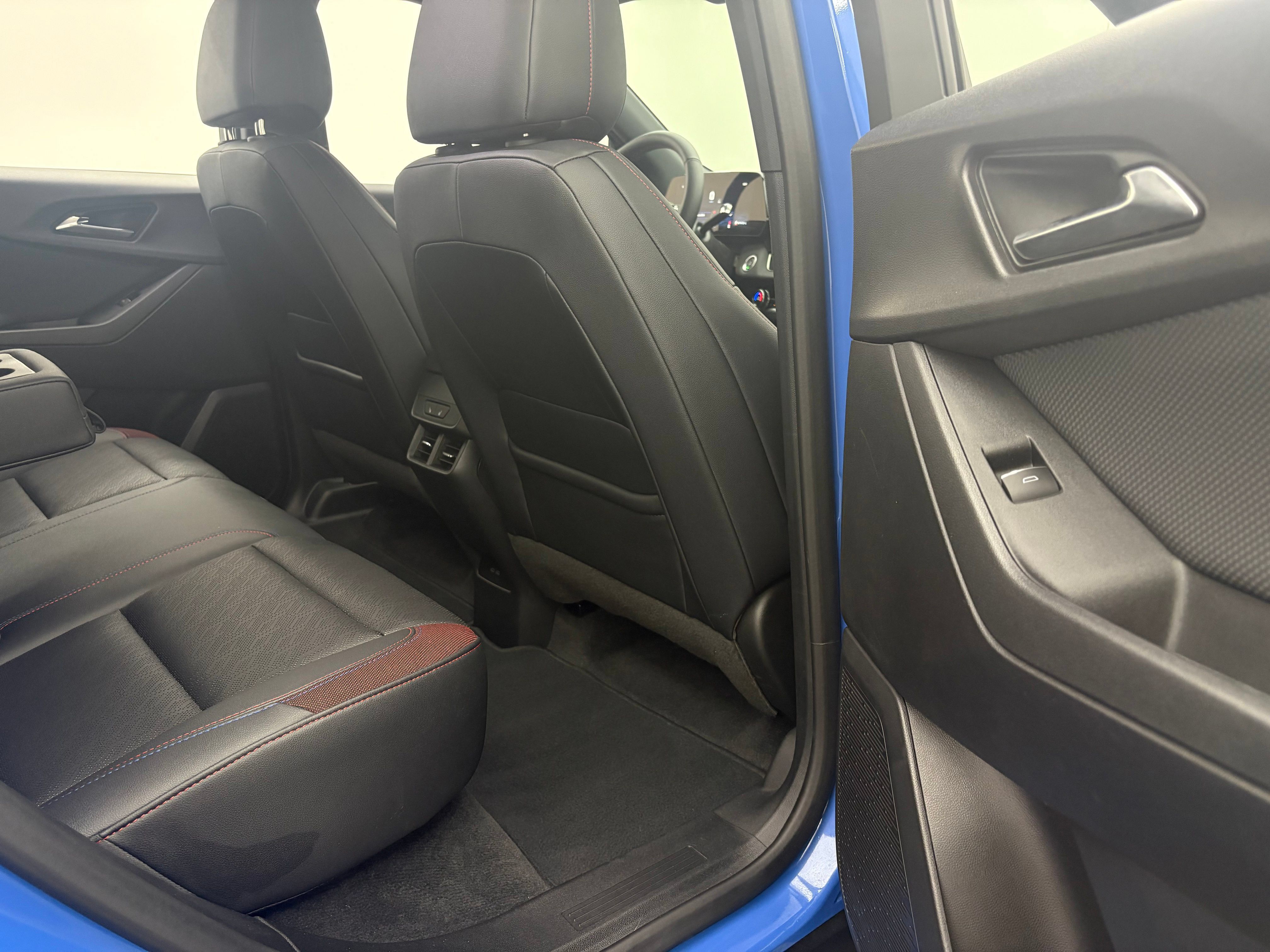 Used 2025 Chevrolet Equinox RS w/ Convenience Package III AWD/4WD image 31