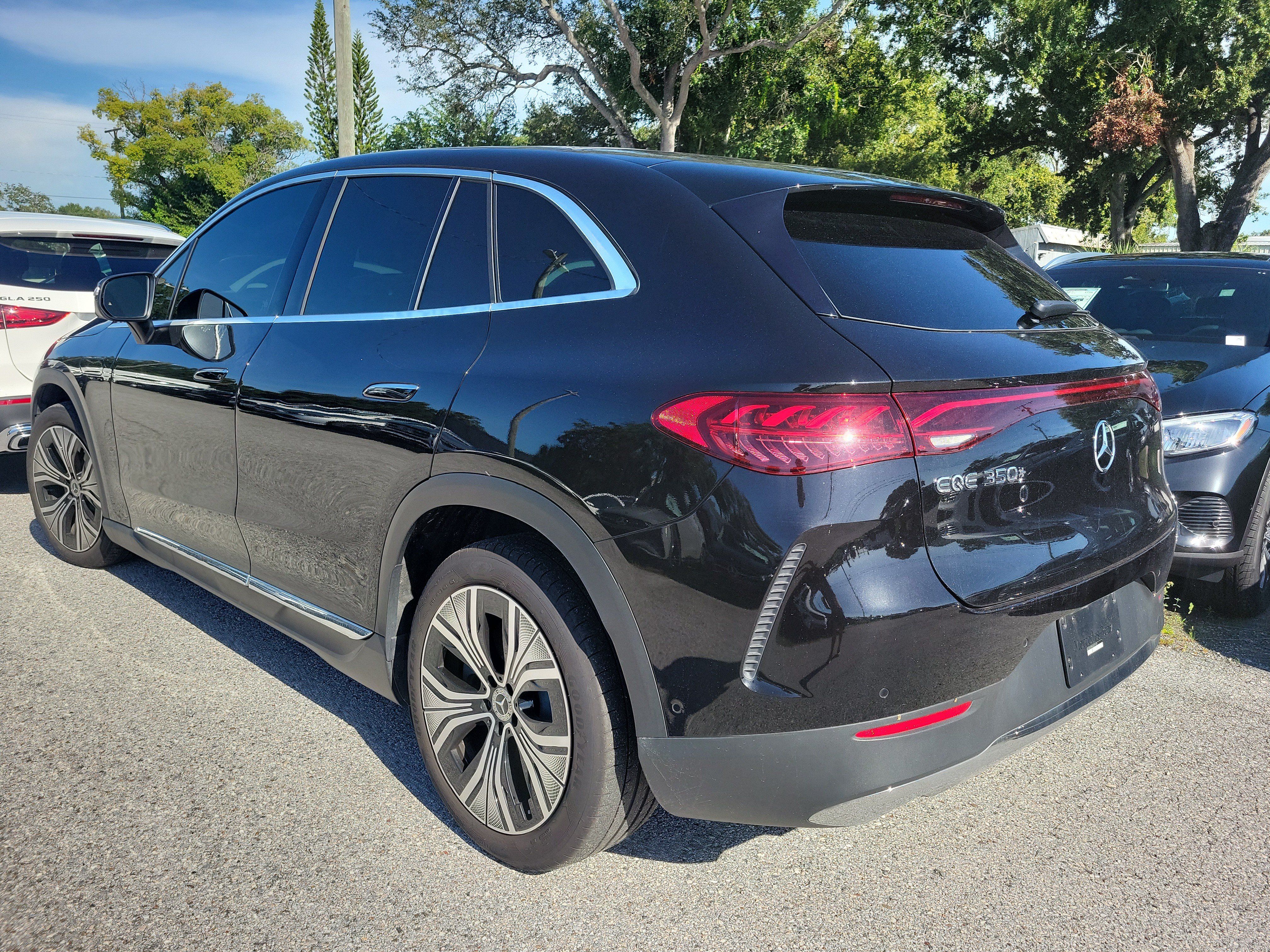 Used 2024 Mercedes-Benz EQE 350+ SUV image 4