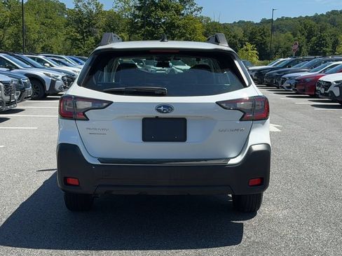 Certified 2024 Subaru Outback AWD/4WD image 5