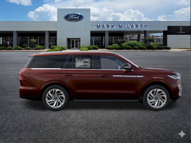 New 2027 Lincoln Navigator Premiere AWD/4WD image 5