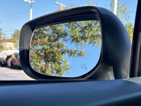 Used 2019 Subaru Crosstrek 2.0i Premium image 29
