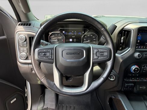 Used 2022 GMC Sierra 1500 Denali w/ Driver Alert Package II AWD/4WD image 19
