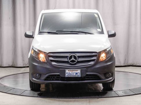 Used 2022 Mercedes-Benz Metris image 6