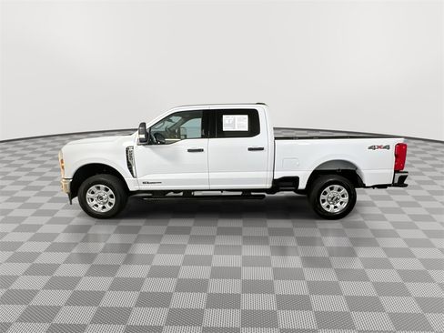 Used 2024 Ford F250 XLT image 5