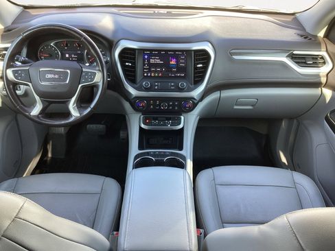 Used 2020 GMC Acadia SLT w/ Trailering Package image 4