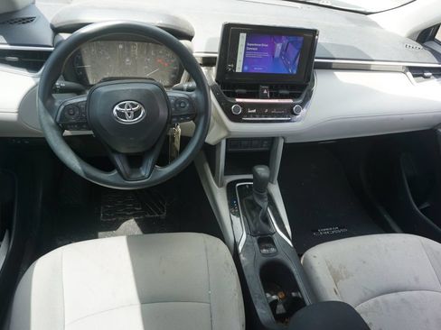 Used 2024 Toyota Corolla Cross L FWD image 6