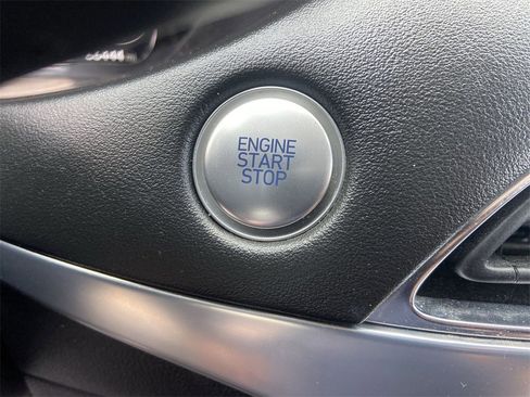 Used 2022 Hyundai Palisade Limited image 17