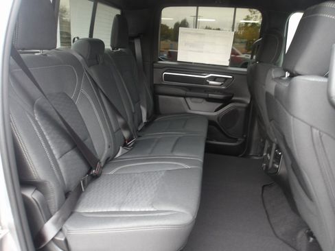 New 2026 RAM 1500 4x4 Crew Cab image 21