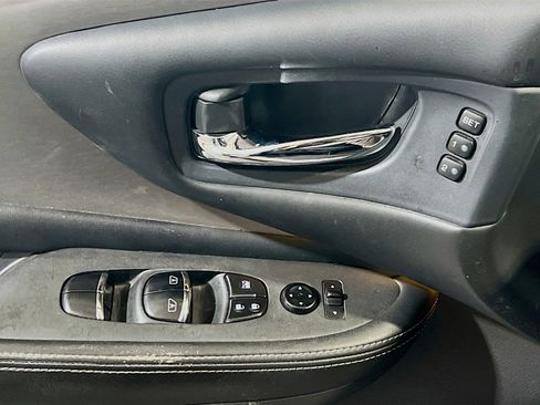 Used 2019 Nissan Murano SL w/ Cargo Package FWD image 14