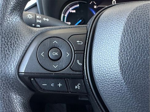 Used 2024 Toyota RAV4 LE AWD/4WD image 13