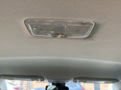 Used 2022 Toyota Corolla LE FWD image 29