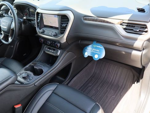 Certified 2022 GMC Acadia Denali w/ Denali Ultimate Package FWD image 33