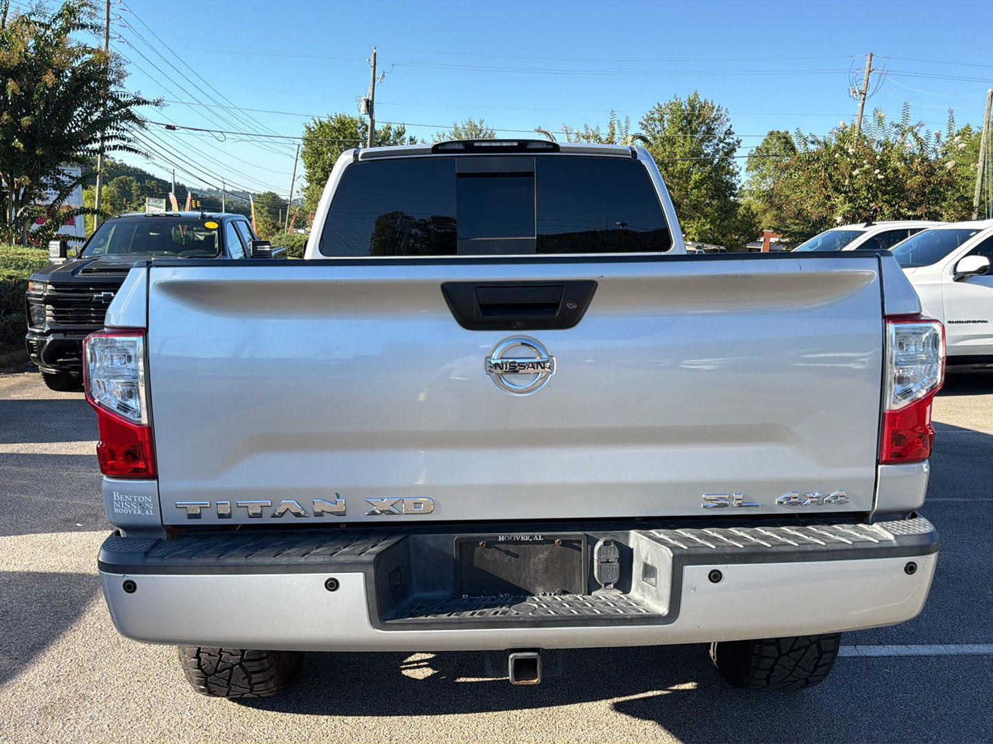 Used 2017 Nissan Titan SL AWD/4WD image 18