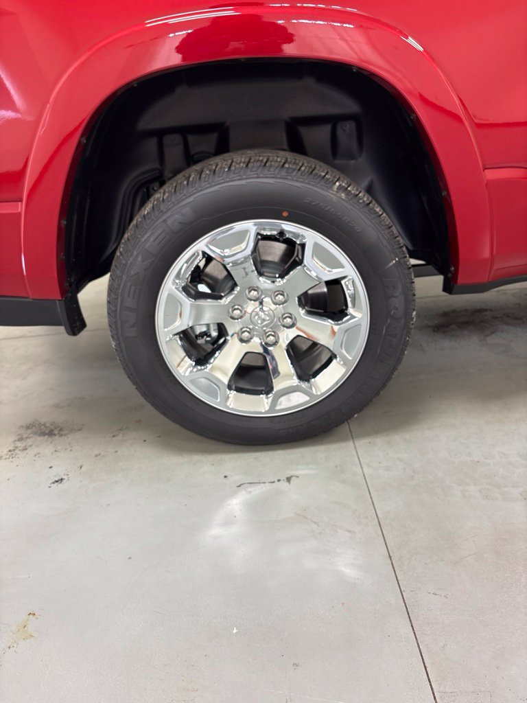 New 2027 RAM 1500 4x4 Crew Cab image 31