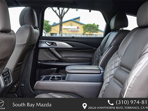 Used 2023 MAZDA CX-9 Signature image 18