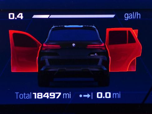 Used 2024 BMW X5 M Competition w/ Executive Package image 31