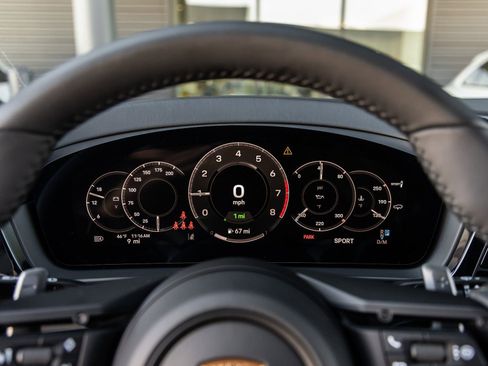 New 2026 Porsche Cayenne S image 29