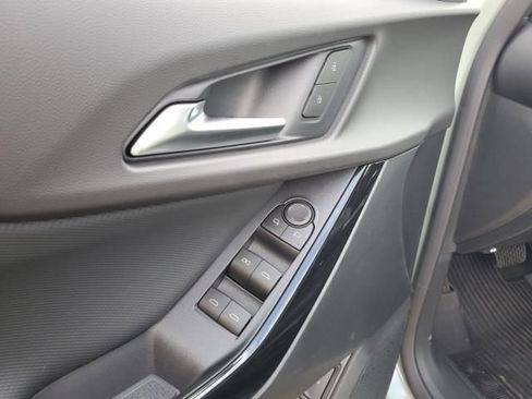 New 2026 Chevrolet Equinox LT w/ Convenience Package II image 7