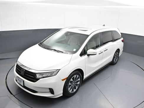 Certified 2024 Honda Odyssey EX-L image 37