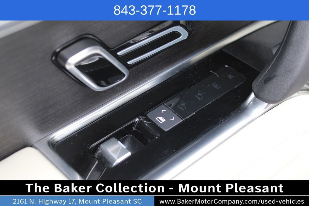 Used 2023 Land Rover Range Rover SE AWD/4WD image 35