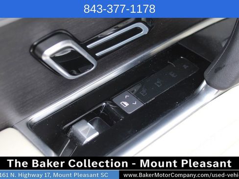 Used 2023 Land Rover Range Rover SE AWD/4WD image 35