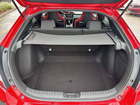 Used 2018 Honda Civic Type R image 9